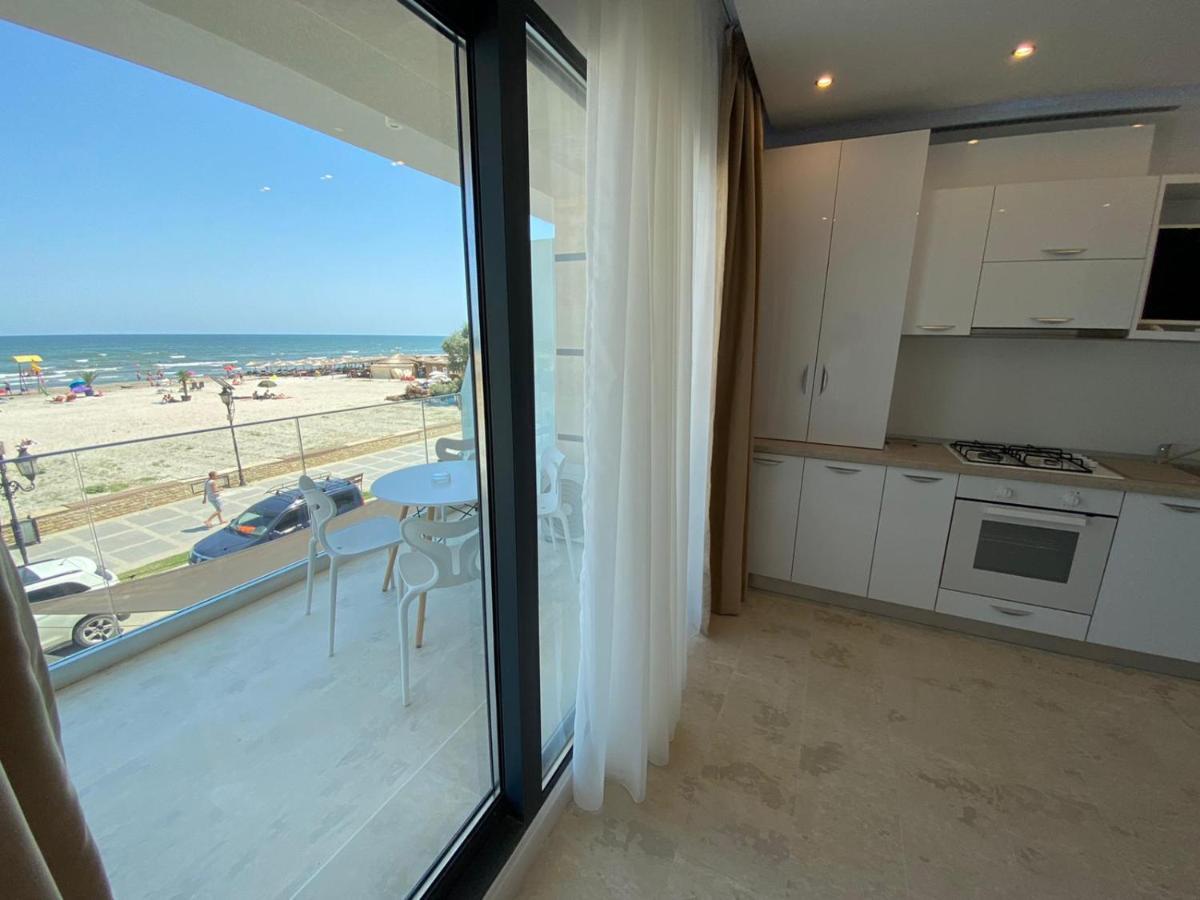 Apartament Ella Front View Navodari Dış mekan fotoğraf